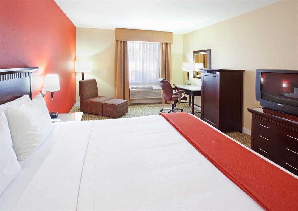 Holiday Inn Express Redwood City Central By Ihg Номер фото