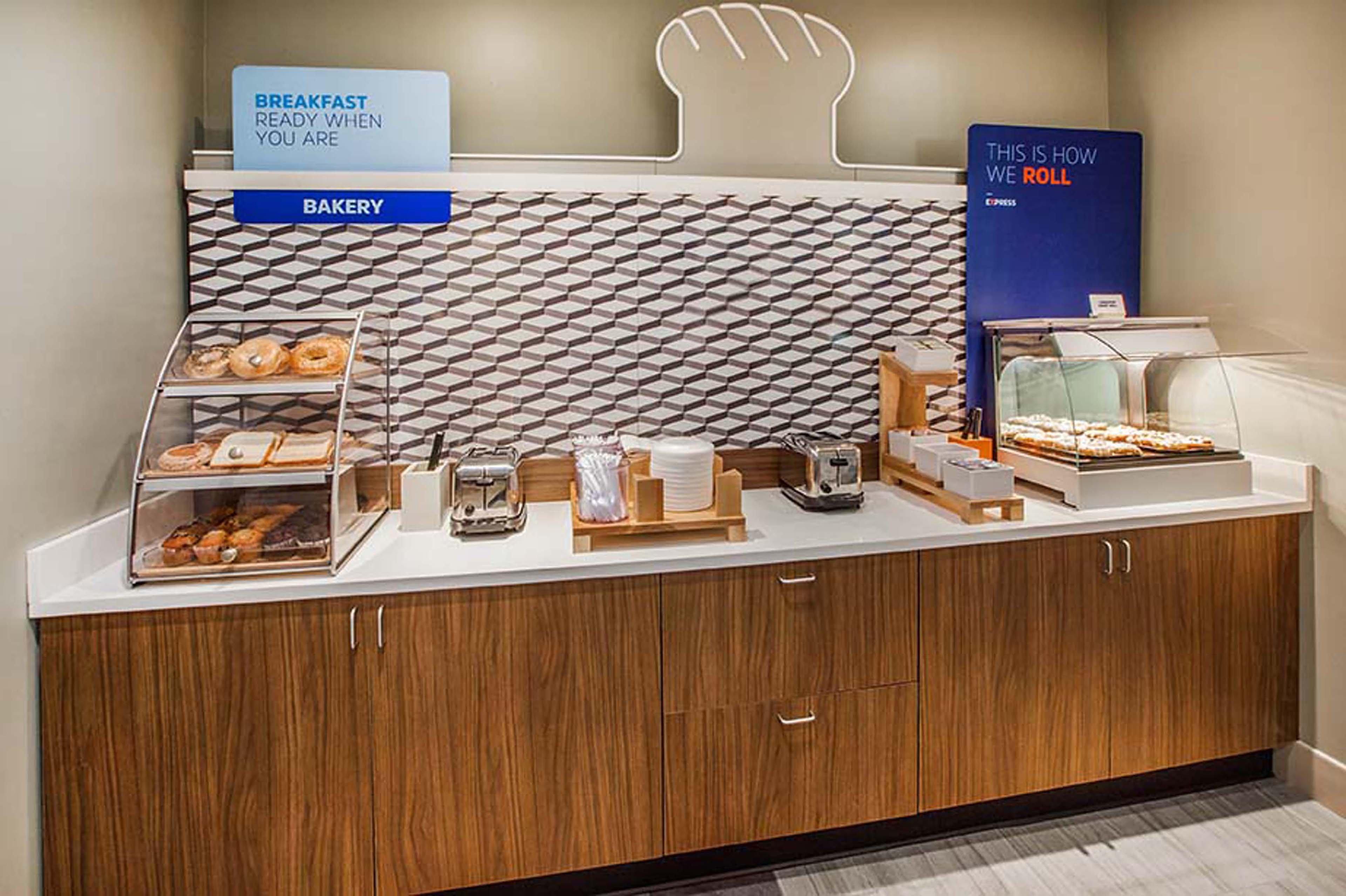 Holiday Inn Express Redwood City Central By Ihg Экстерьер фото